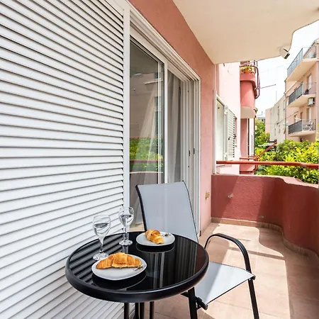 Apartman Linda - *